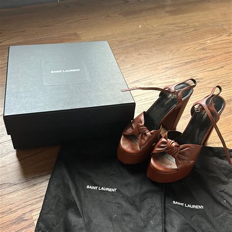 ysl cintura bianca|Saint Laurent Bianca Sandals .